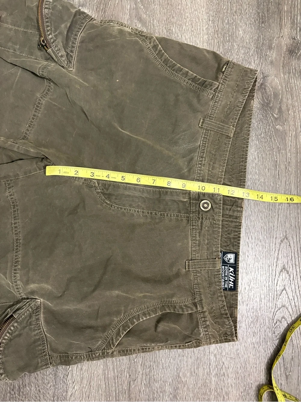 Kuhl Shorts Mens 36 Ambush Cargo Lightweight Hiking Vintage Patina Dye Green*